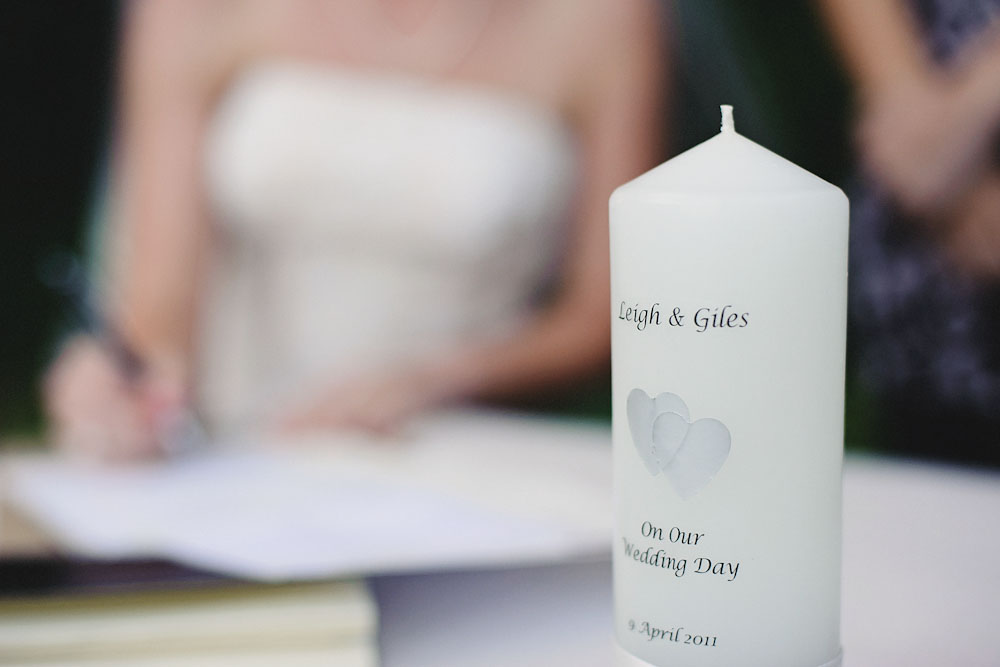 new-zealand-barn-yard-wedding