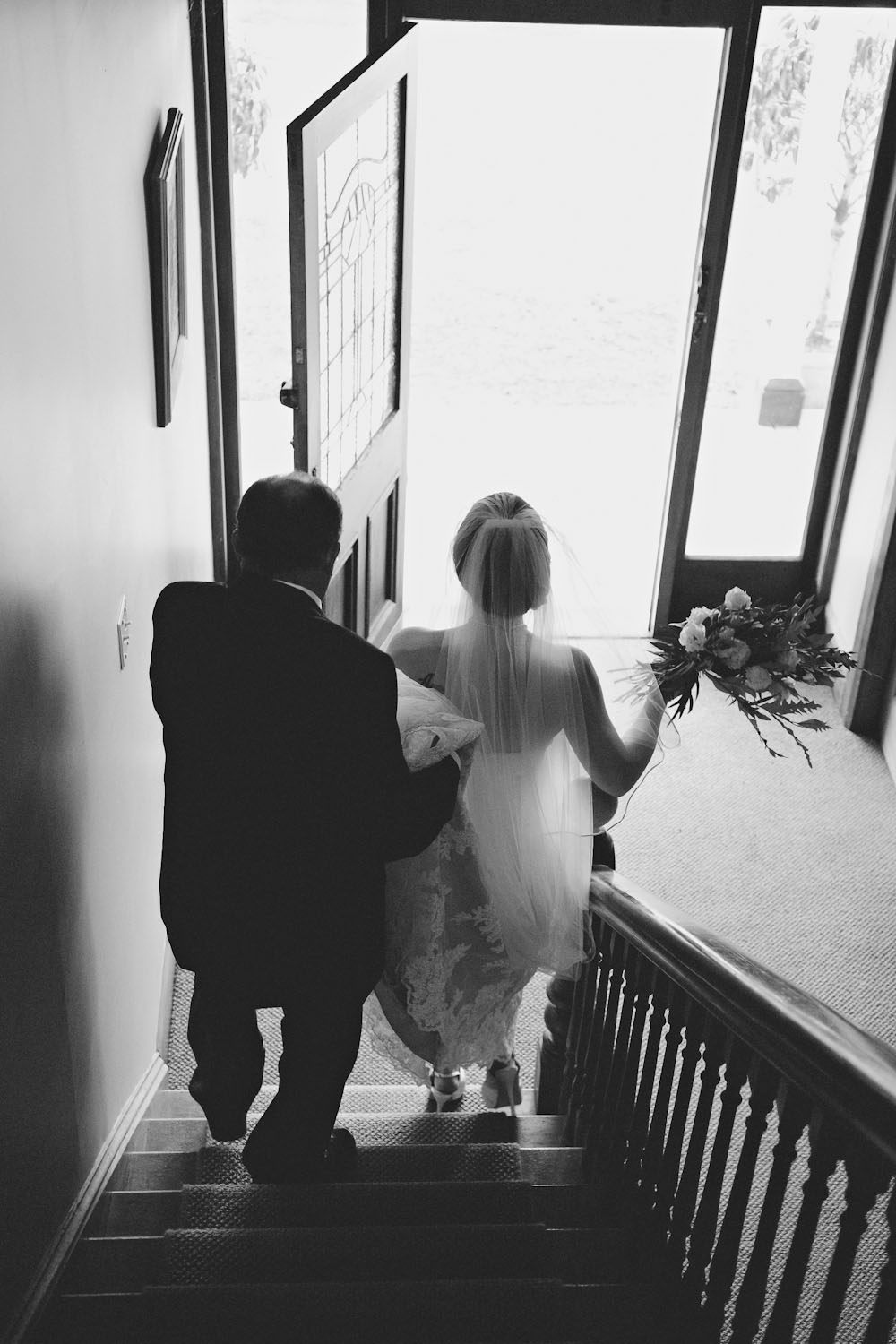 new-zealand-barn-yard-wedding