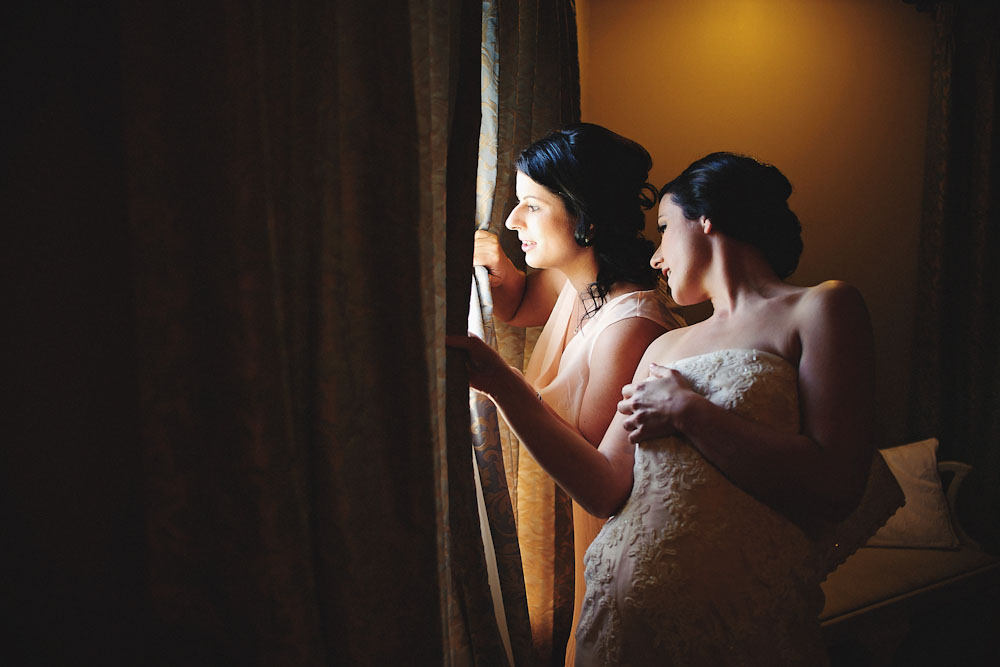 new-zealand-barn-yard-wedding