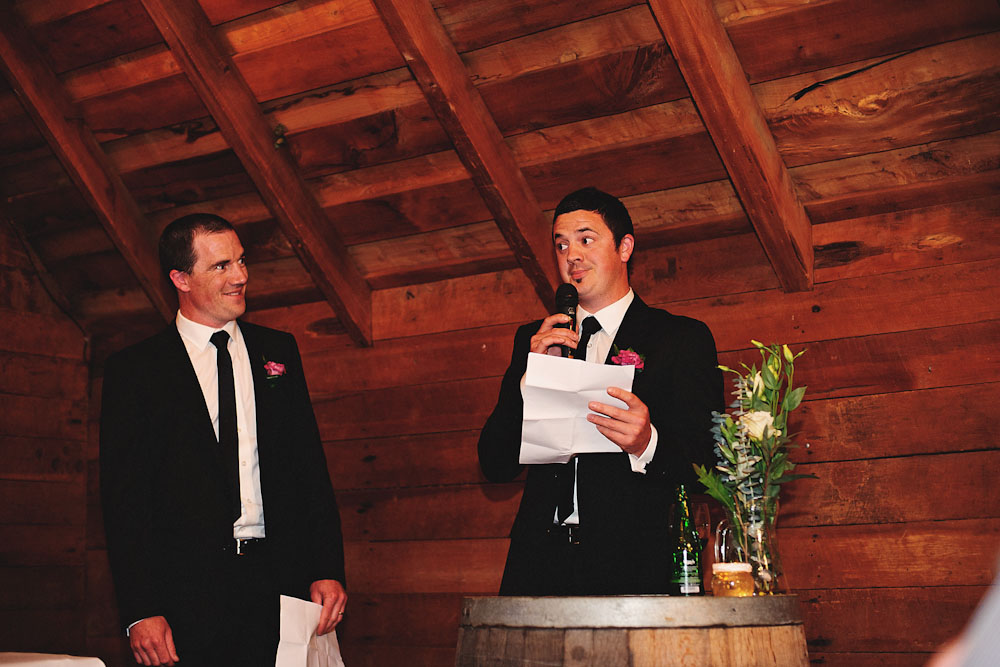 new-zealand-barn-yard-wedding