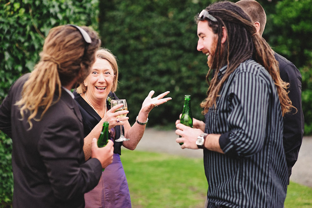 new-zealand-barn-yard-wedding