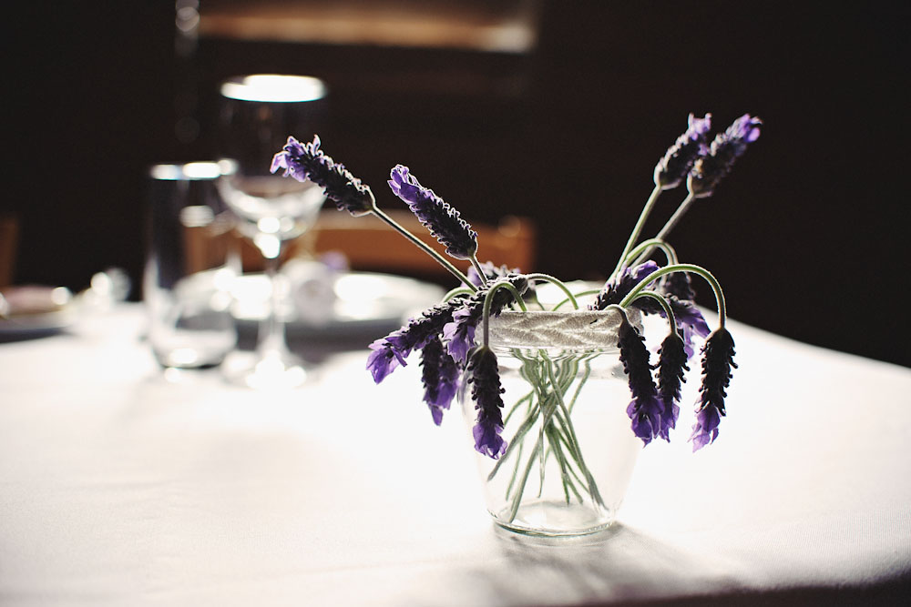 new-zealand-barn-yard-wedding