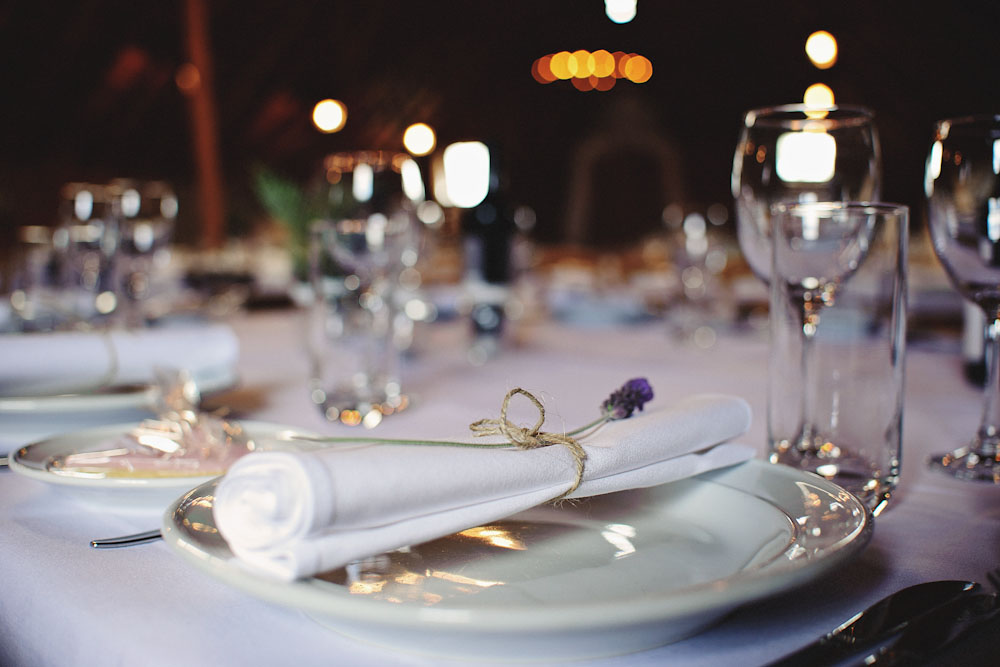 new-zealand-barn-yard-wedding