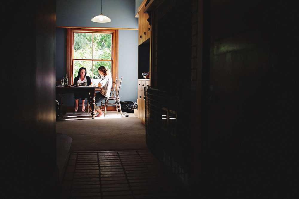 new-zealand-barn-yard-wedding