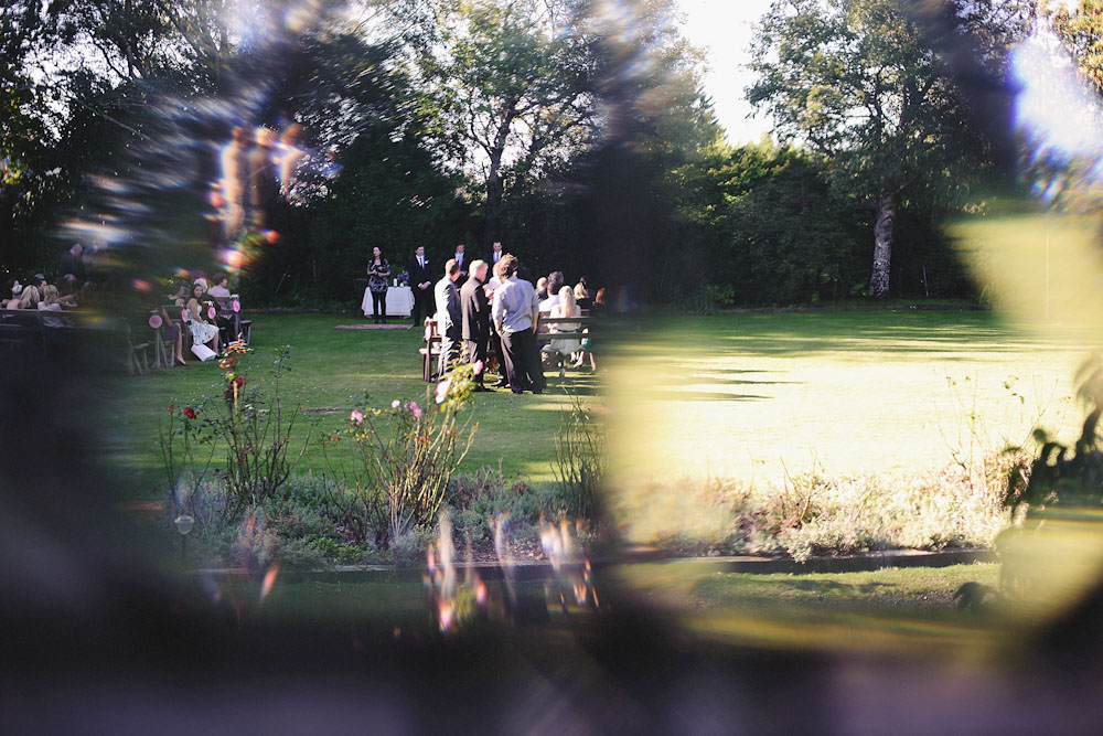 new-zealand-barn-yard-wedding