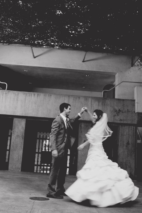 real-rustic-wedding-from-closer-to