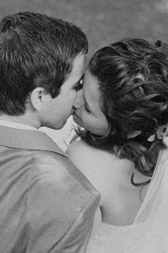 real-rustic-wedding-from-closer-to