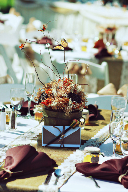 real-rustic-wedding-from-closer-to