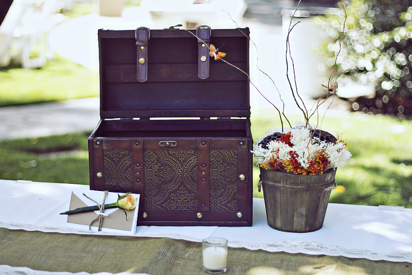 real-rustic-wedding-from-closer-to