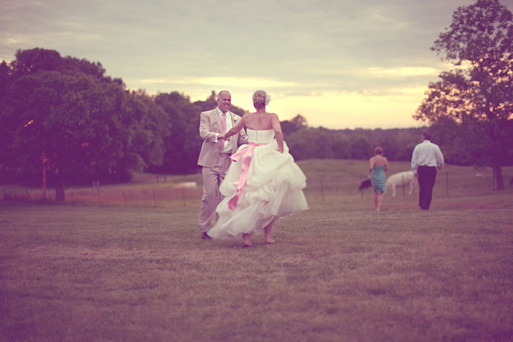south-carolina-barnyard-wedding