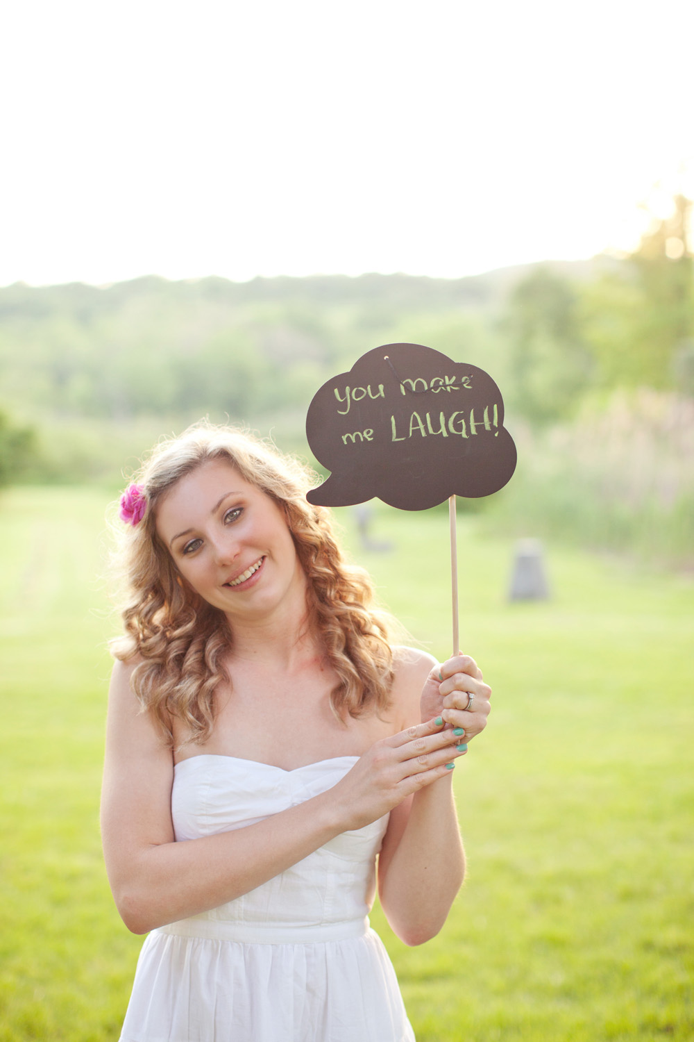 tea-and-cupcakes-engagement-session