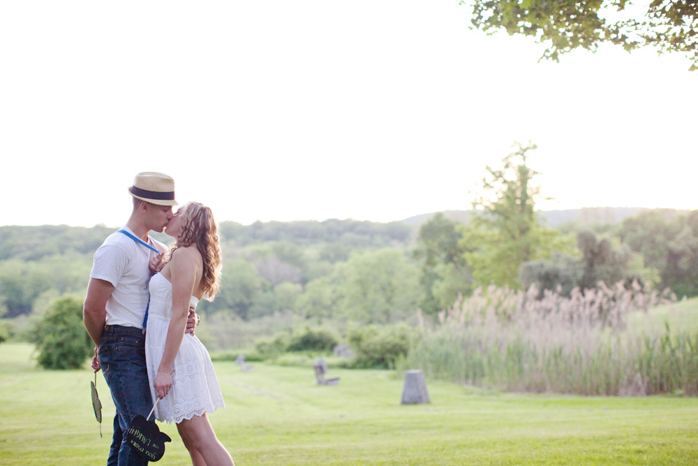tea-and-cupcakes-engagement-session