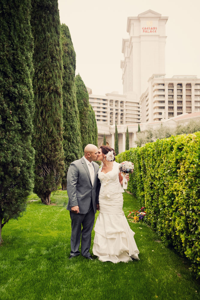 vegas-wedding-from-white-haute