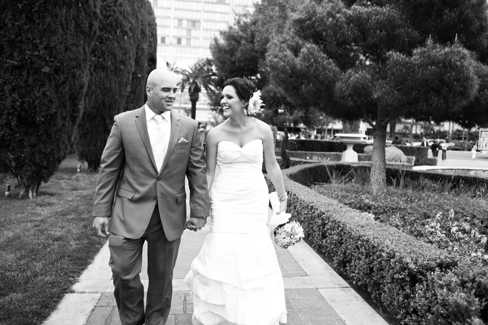 vegas-wedding-from-white-haute