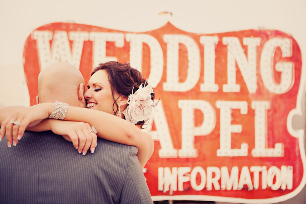 vegas-wedding-from-white-haute