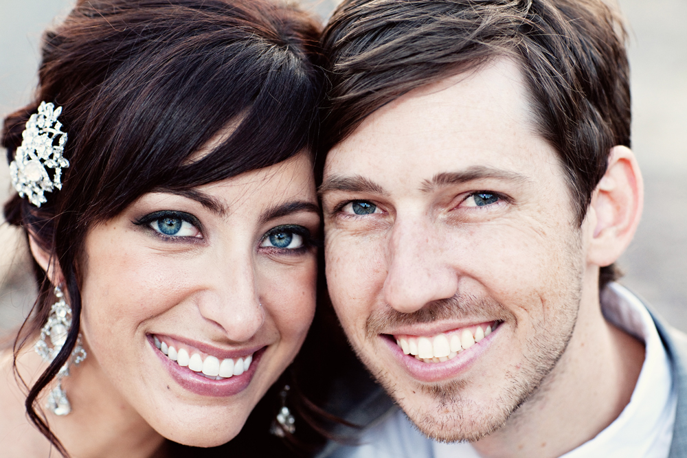 vibrant-yellow-and-orange-wedding