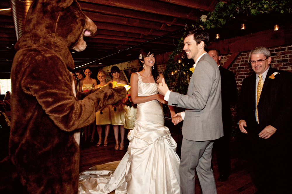 vibrant-yellow-and-orange-wedding