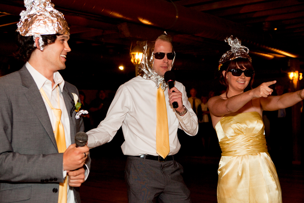 vibrant-yellow-and-orange-wedding