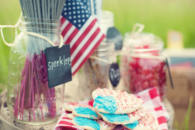 4th-of-july-engagement-shoot-by-shelby