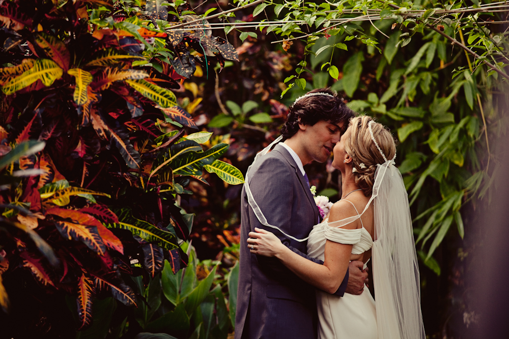 a-dazzling-backyard-oasis-wedding