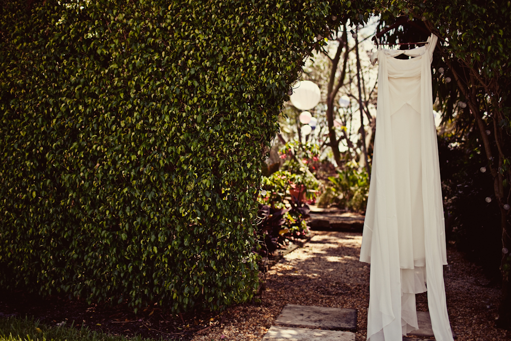 a-dazzling-backyard-oasis-wedding