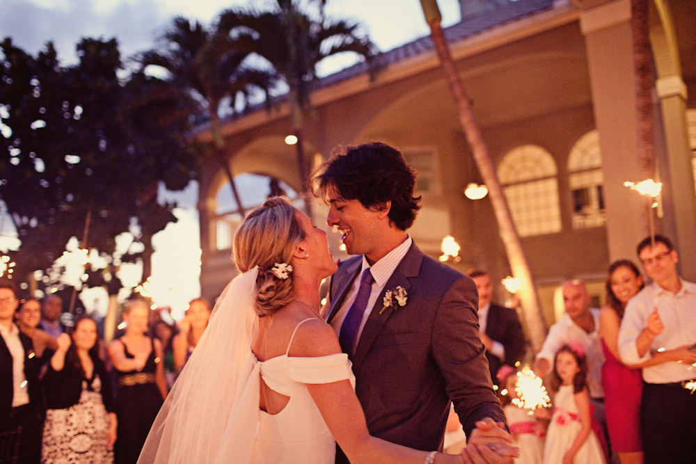 a-dazzling-backyard-oasis-wedding