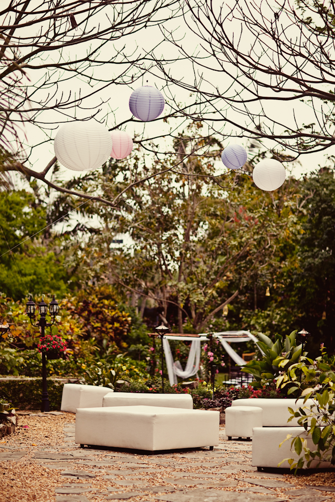 a-dazzling-backyard-oasis-wedding