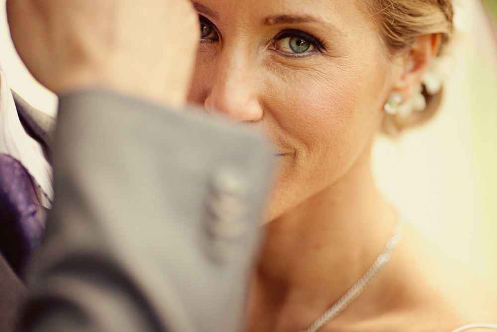 a-dazzling-backyard-oasis-wedding