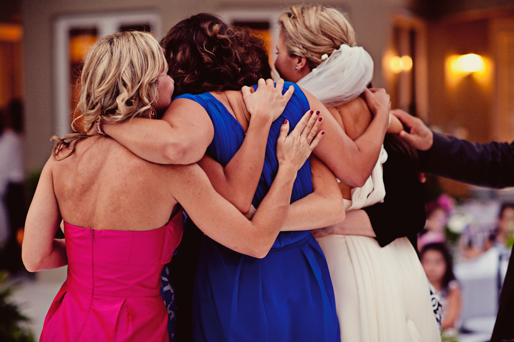 a-dazzling-backyard-oasis-wedding