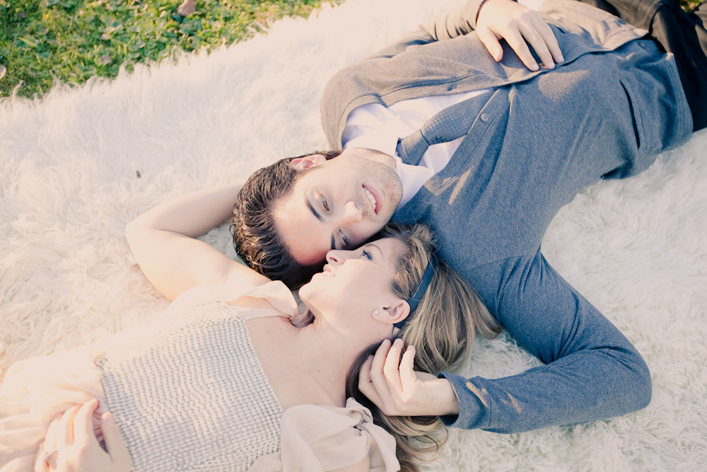 an-elegant-picnic-engagement-shoot-by