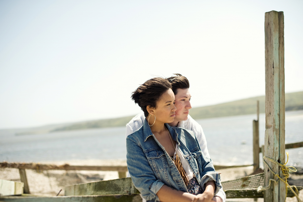 boho-engagement-shoot-by-delbarr