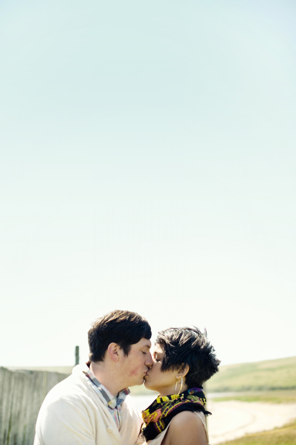 boho-engagement-shoot-by-delbarr