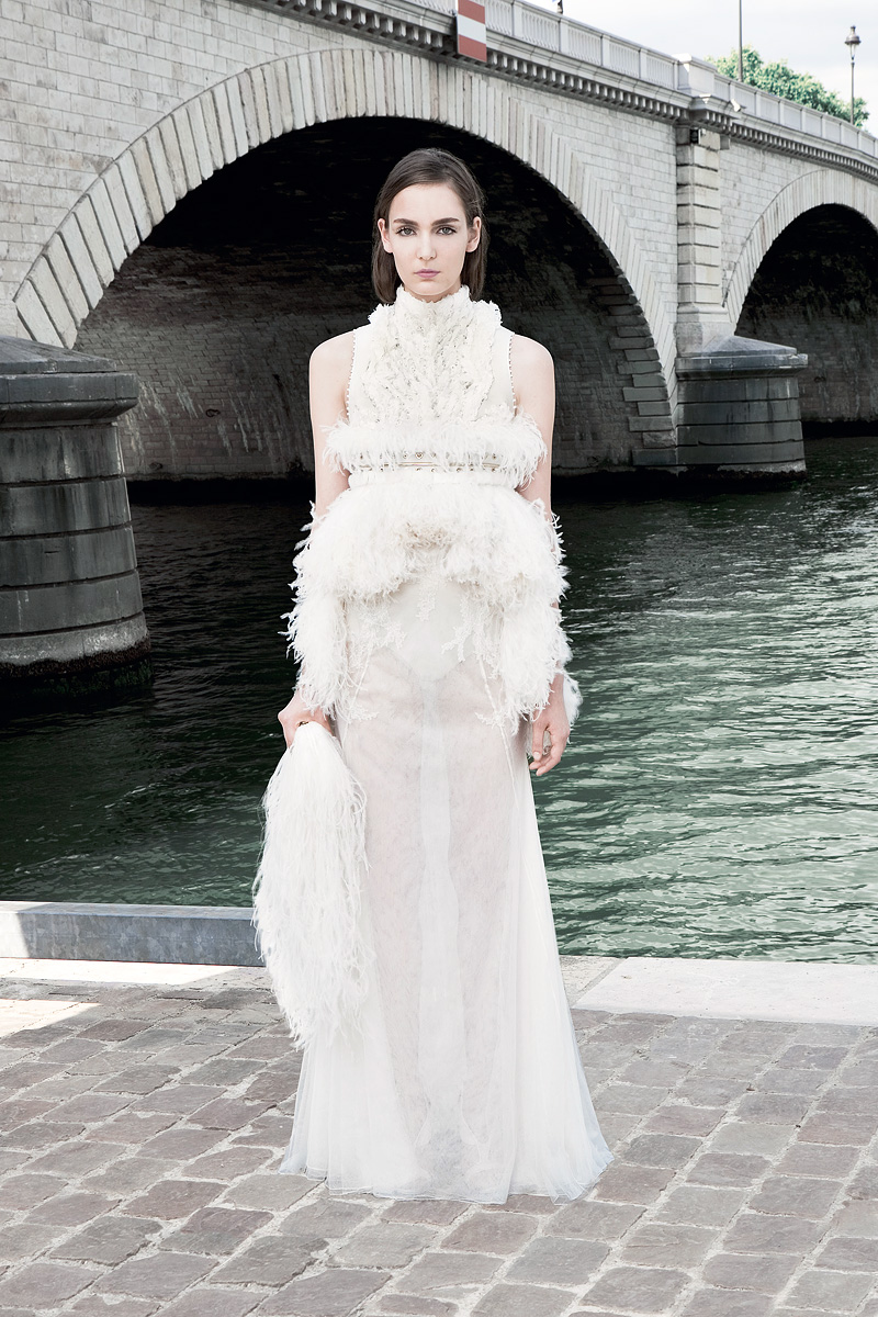 givenchy-couture-2011-wedding-dresses