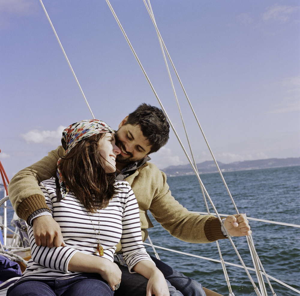 sailing-engagement-shoot-by-christina