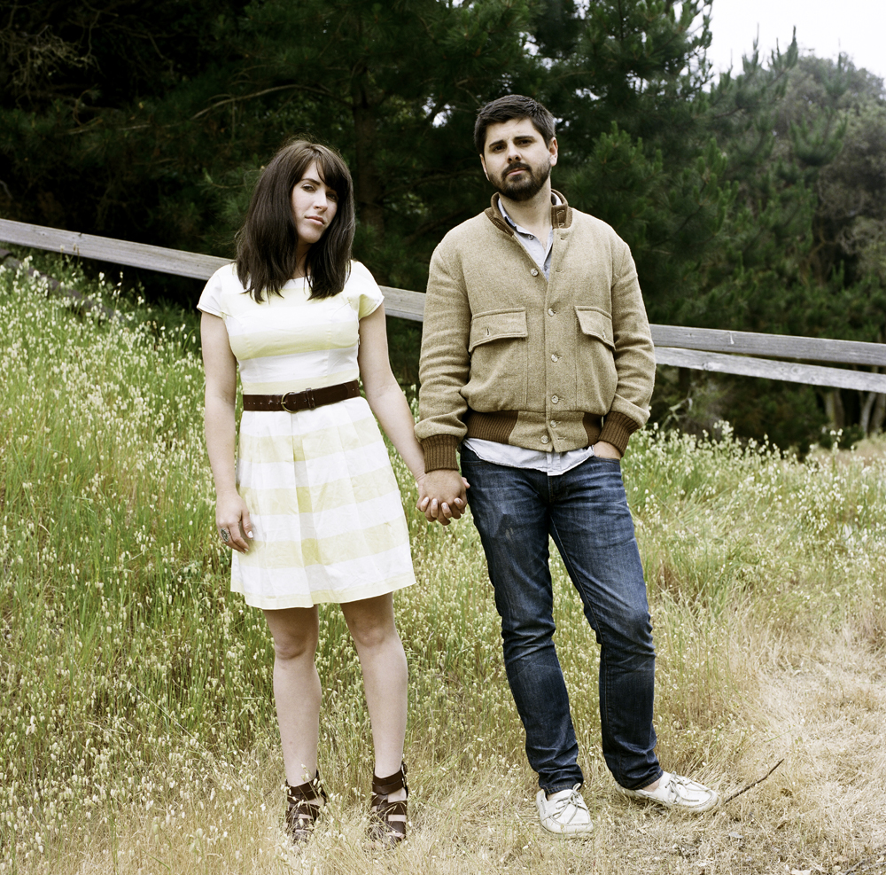 sailing-engagement-shoot-by-christina