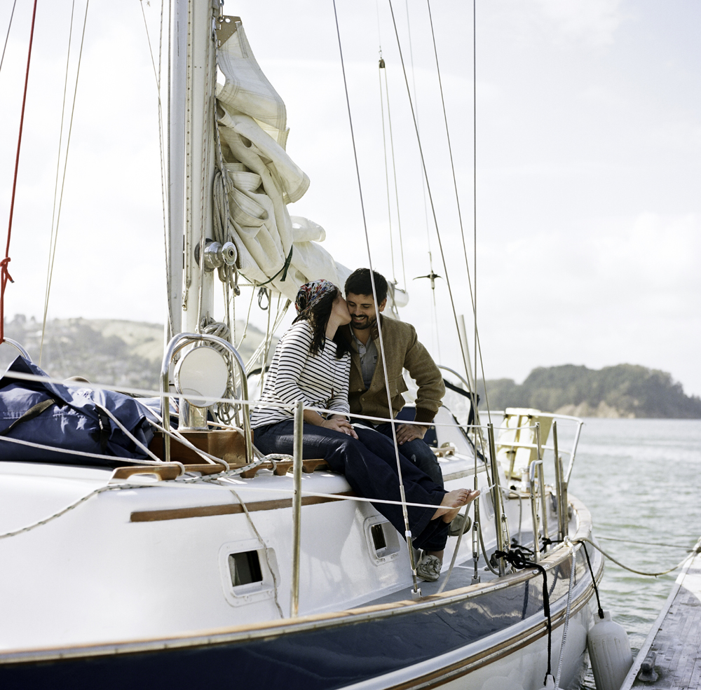 sailing-engagement-shoot-by-christina