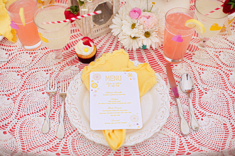 strawberry-lemonade-wedding-ideas