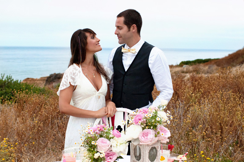 strawberry-lemonade-wedding-ideas