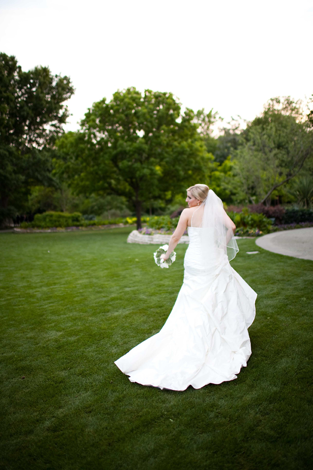 texas-wedding-at-the-dallas-arboretum