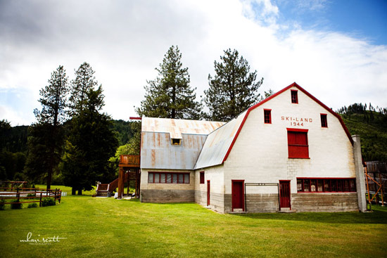 A Secluded Wedding in the Mountains | Mhari Scott Photography