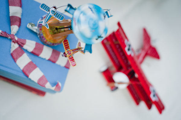 a-vintage-airplane-wedding-in-italy