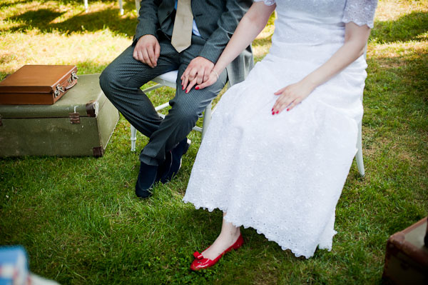 a-vintage-airplane-wedding-in-italy