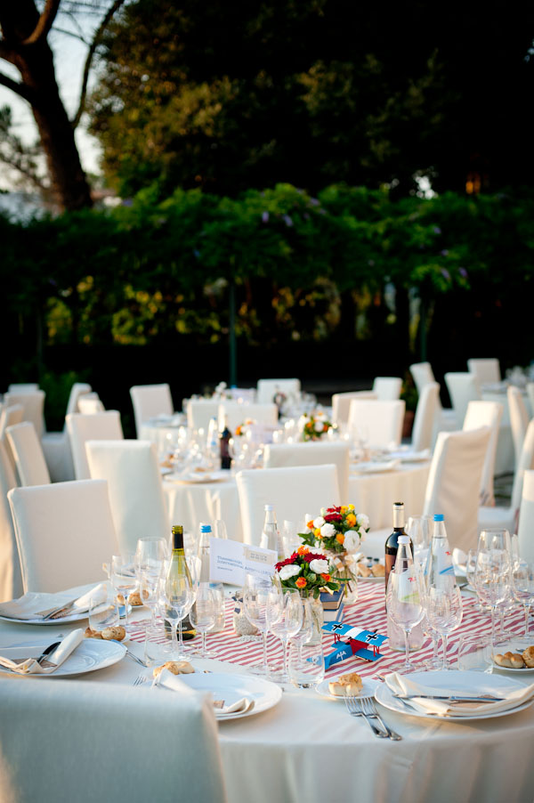 a-vintage-airplane-wedding-in-italy