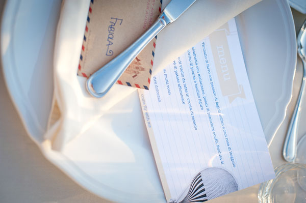 a-vintage-airplane-wedding-in-italy