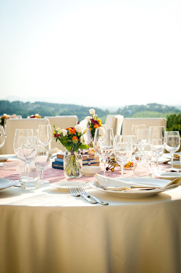 a-vintage-airplane-wedding-in-italy