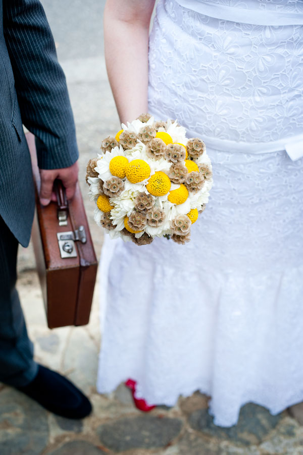 a-vintage-airplane-wedding-in-italy