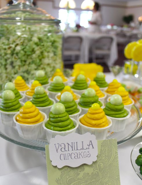 creating-an-extraordinary-dessert-table