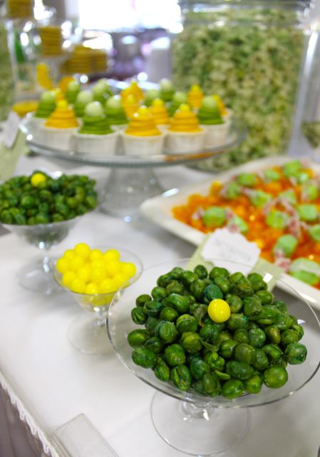 creating-an-extraordinary-dessert-table