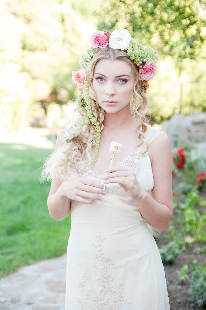 disney-tangled-wedding-shoot