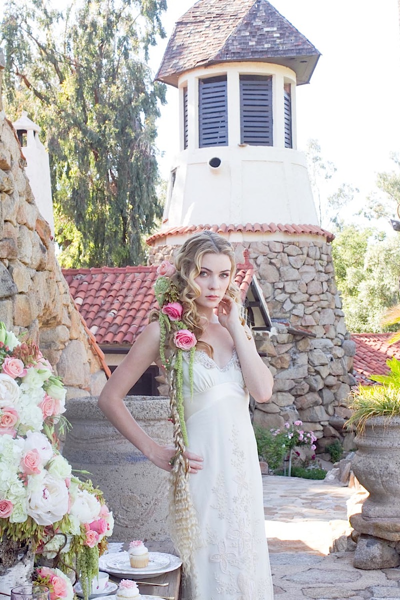 disney-tangled-wedding-shoot